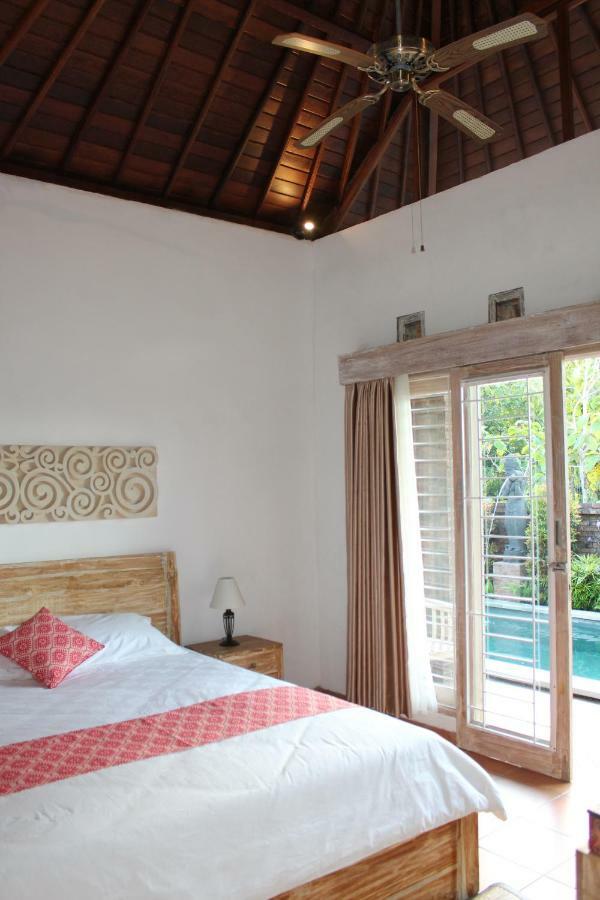 Villa Mayong Uluwatu Esterno foto